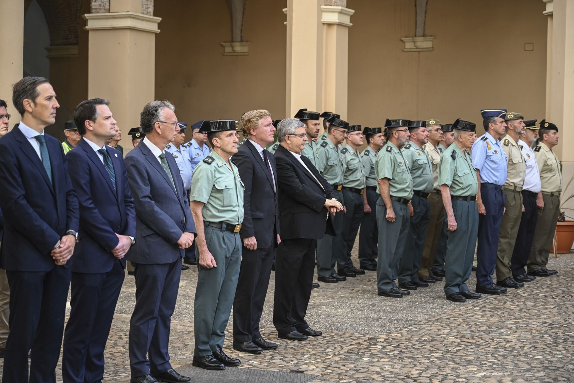 Fotos | La Guardia Civil homenajea a los 28 guardias civiles extremeños que fueron asesinados por ETA