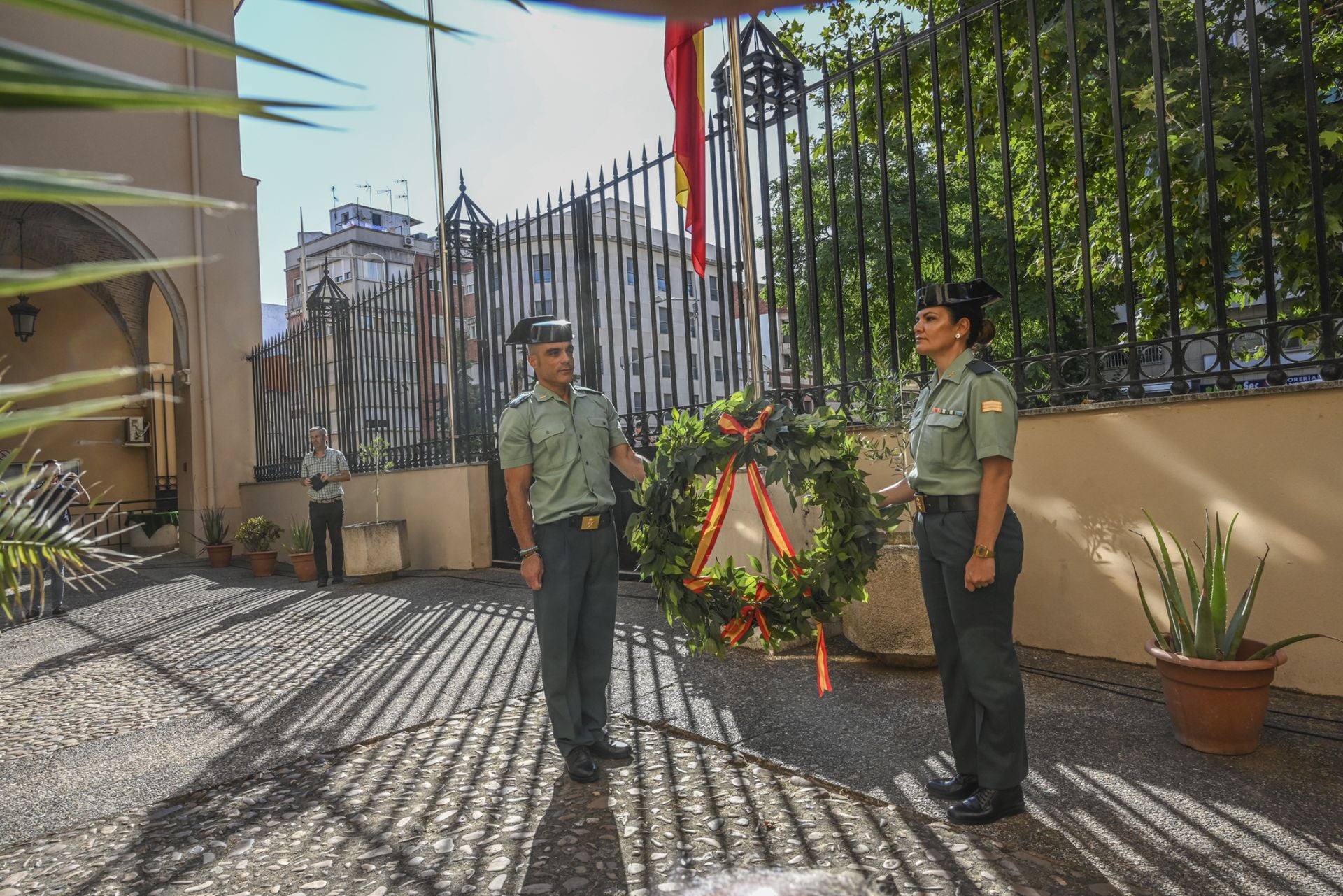 Fotos | La Guardia Civil homenajea a los 28 guardias civiles extremeños que fueron asesinados por ETA