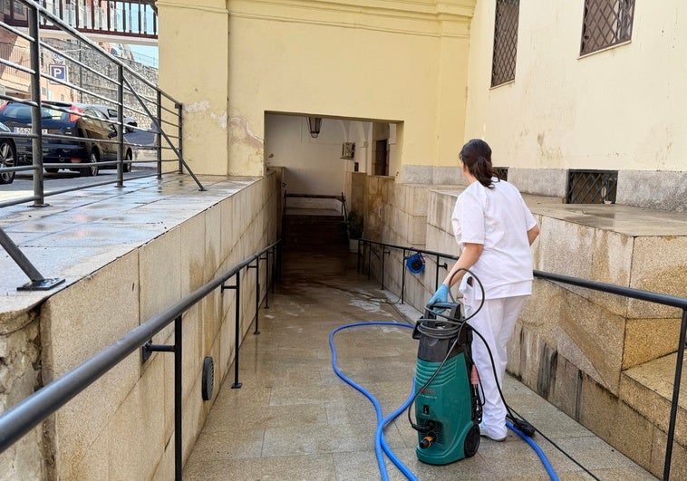 El entorno de la avenida del Valle de Plasencia vuelve a ser objeto de varios actos vandálicos