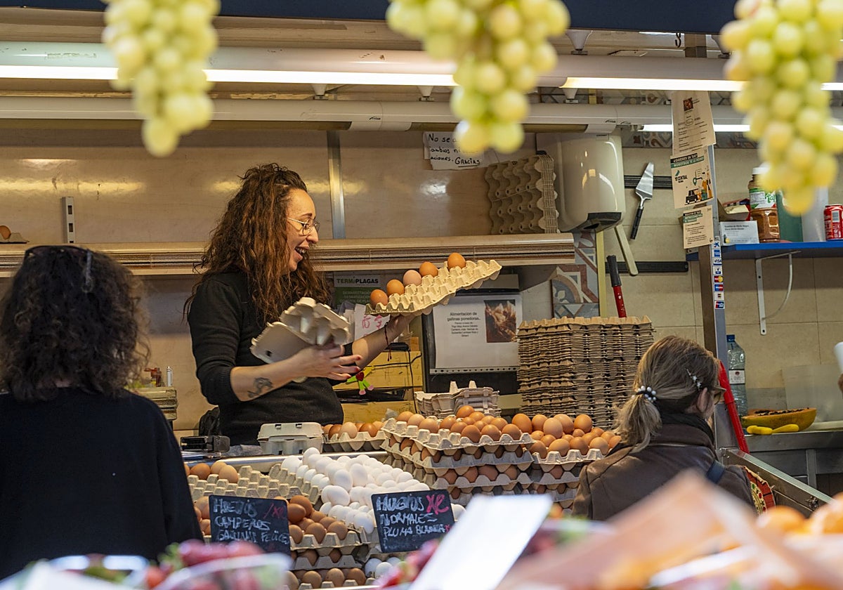 Los huevos son el alimento que más se ha encarecido en la región en el último año.