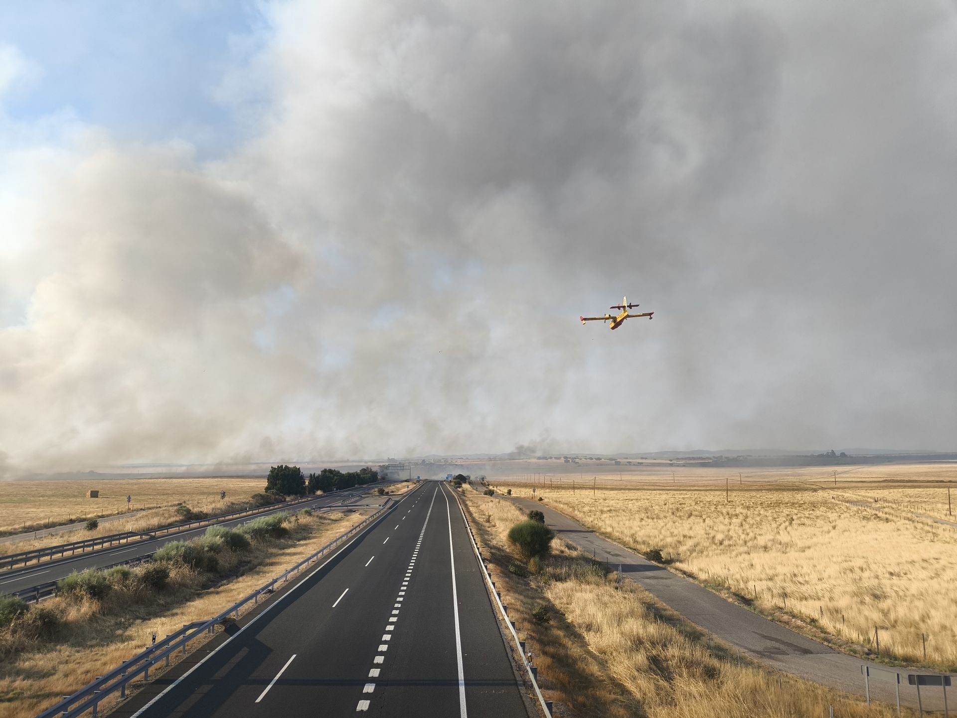 Así ha sido el incendio declarado este miércoles en Trujillo