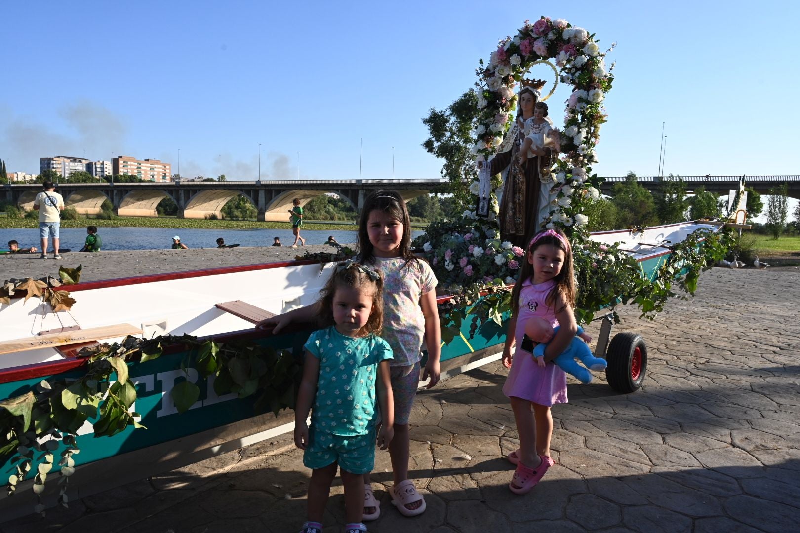 Así ha sido la procesión de la Virgen del Carmen en Badajoz