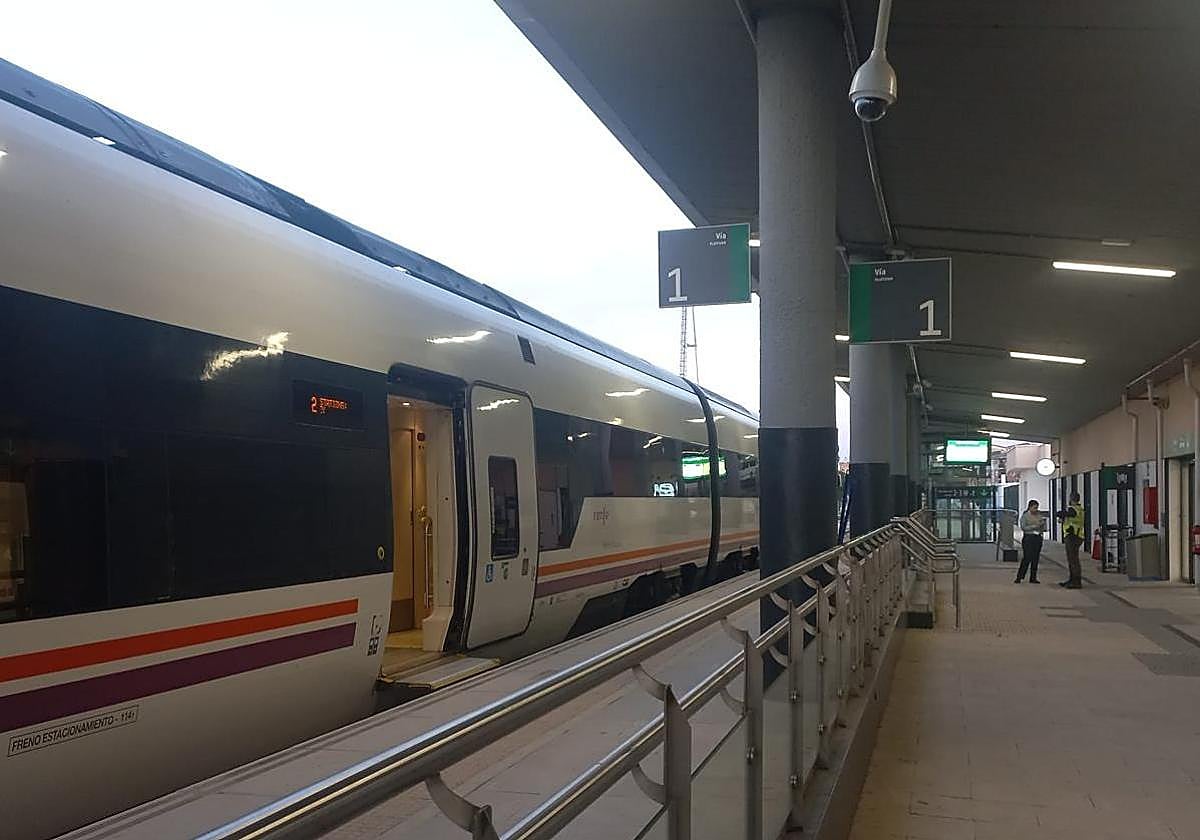 Imagen de archivo de un tren en Extremadura.