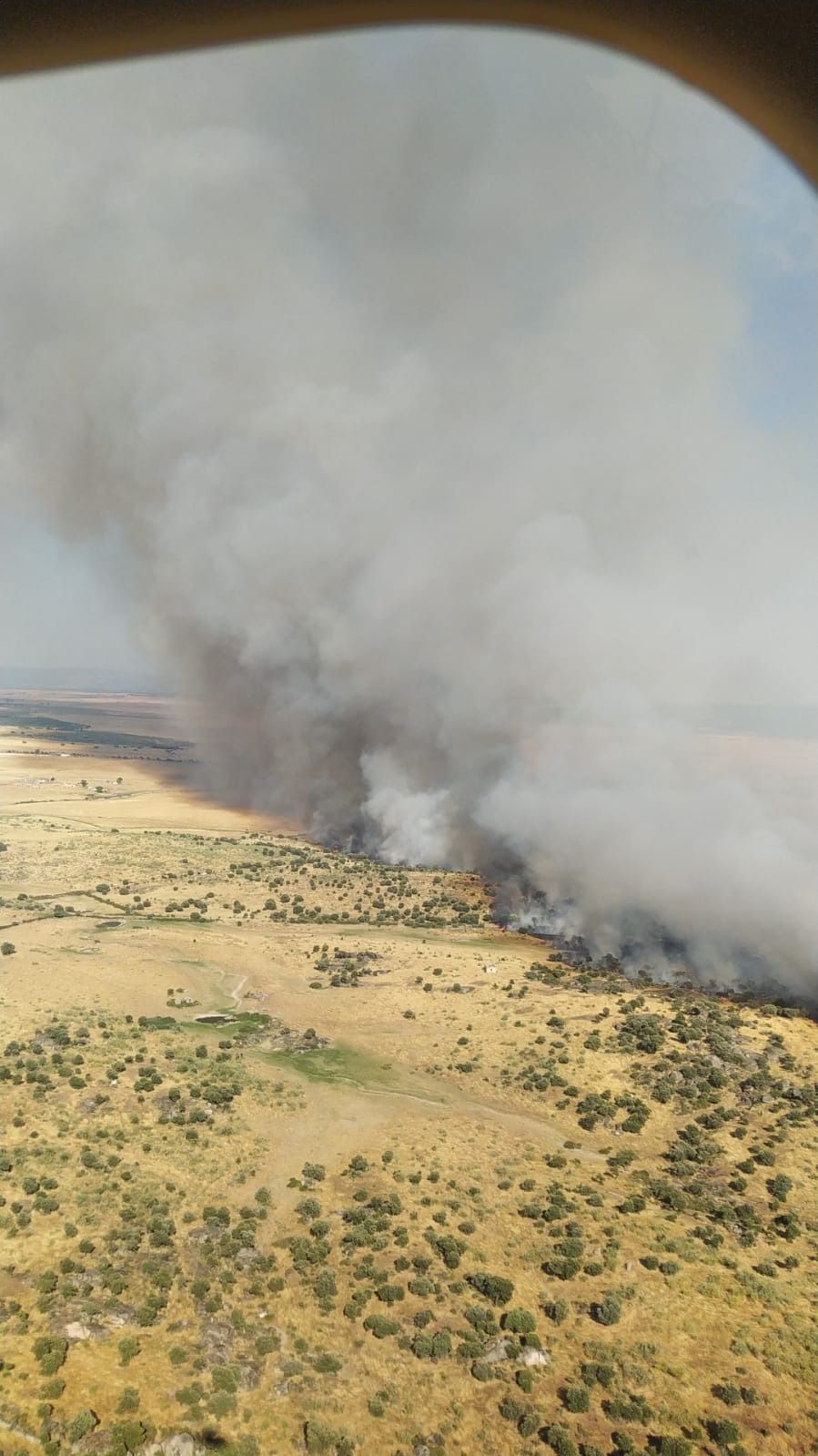 Así ha sido el incendio declarado este miércoles en Trujillo