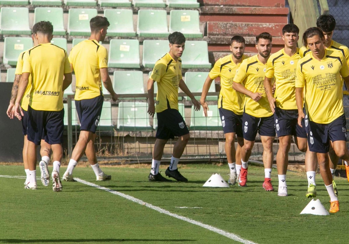 El Mérida jugará su primer amistoso de la pretemporada este sábado en Don Álvaro.
