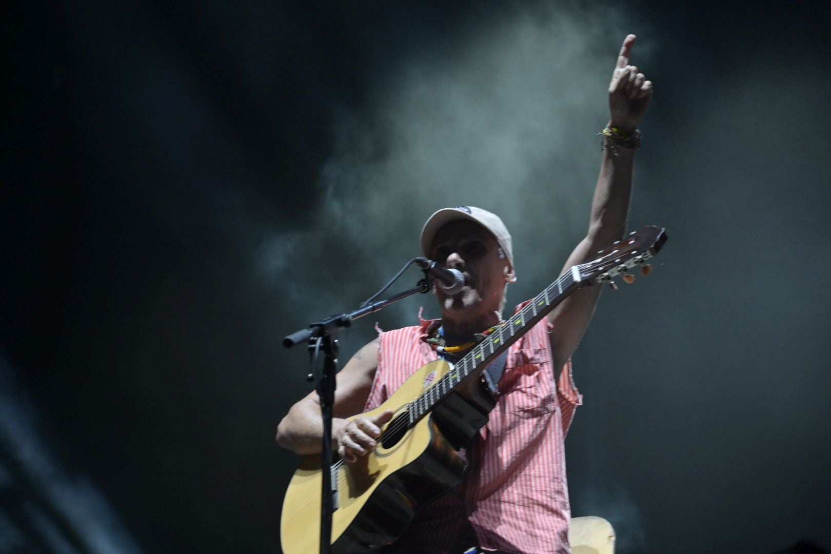 Así fue el concierto de Manu Chao en el Alcazaba Festival de Badajoz