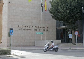 Foto de archivo de los juzgados de Cáceres.