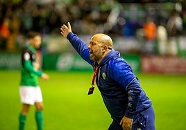 Martín Fernández durante el partido de Copa del Rey del Gévora frente al Real Betis.