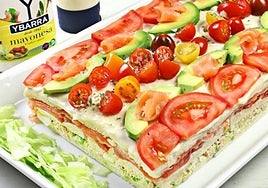 Receta veraniega con salmón y tomate