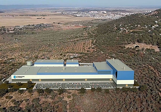 ecreación de la planta de procesado de litio que Infinity Lithium proyecta en Valdeflores.