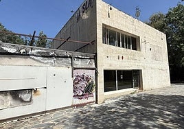 El restaurante de La Isla está a la espera de emprender una reforma.