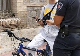 ¿Es obligatorio el casco en bici? La DGT aclara las tres excepciones que casi nadie conoce