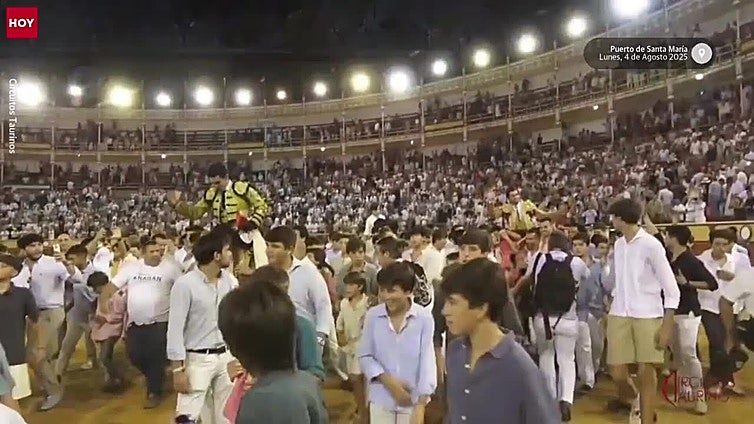 Talavante y Morante salen a hombros en El Puerto de Santa María