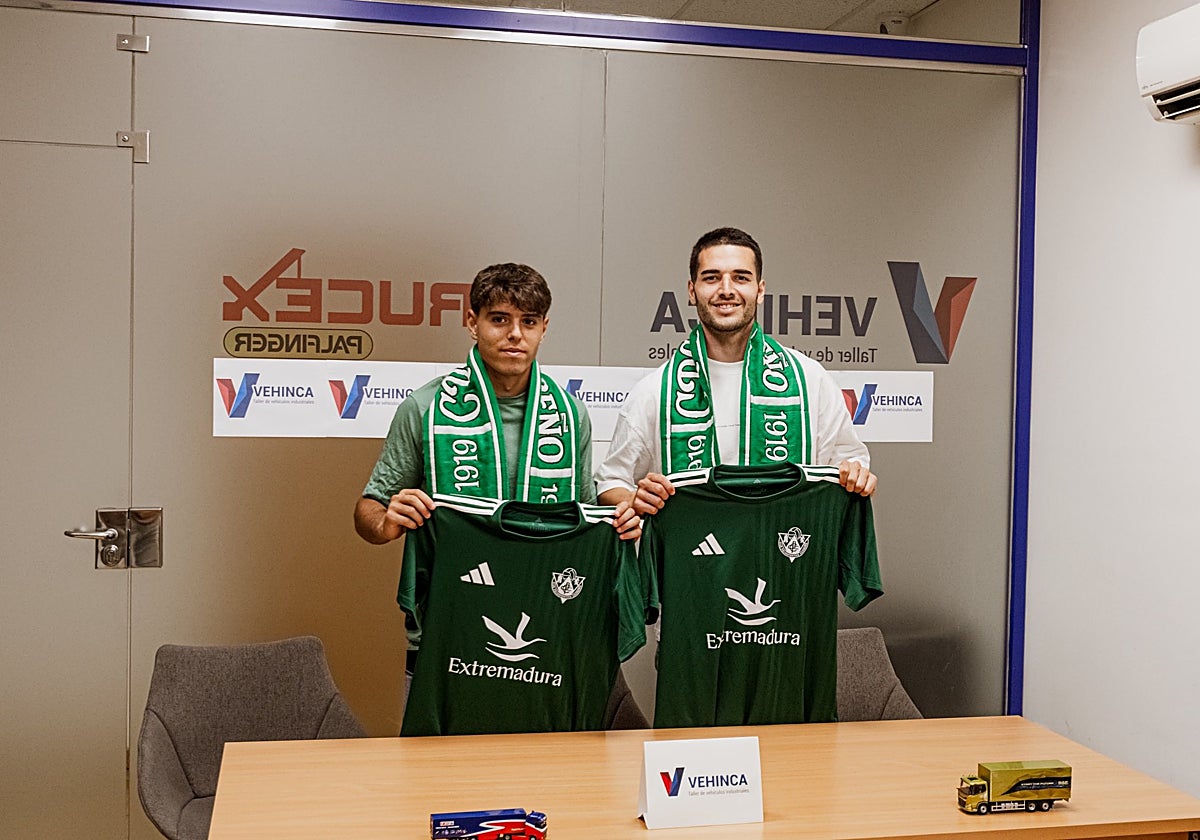 Morales y Berlanga durante su presentación.