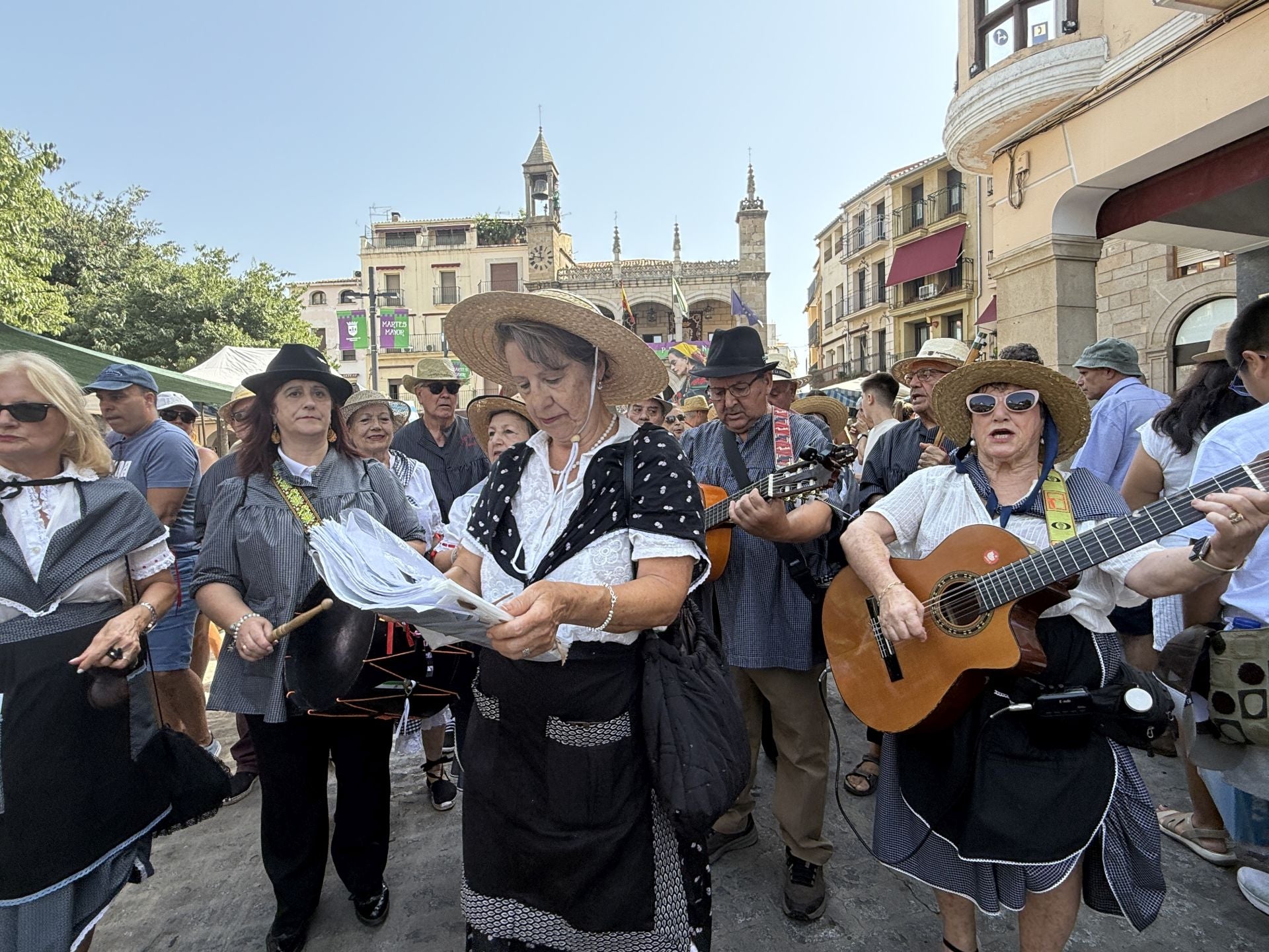 La celebración del Martes Mayor en Plasencia, en imágenes