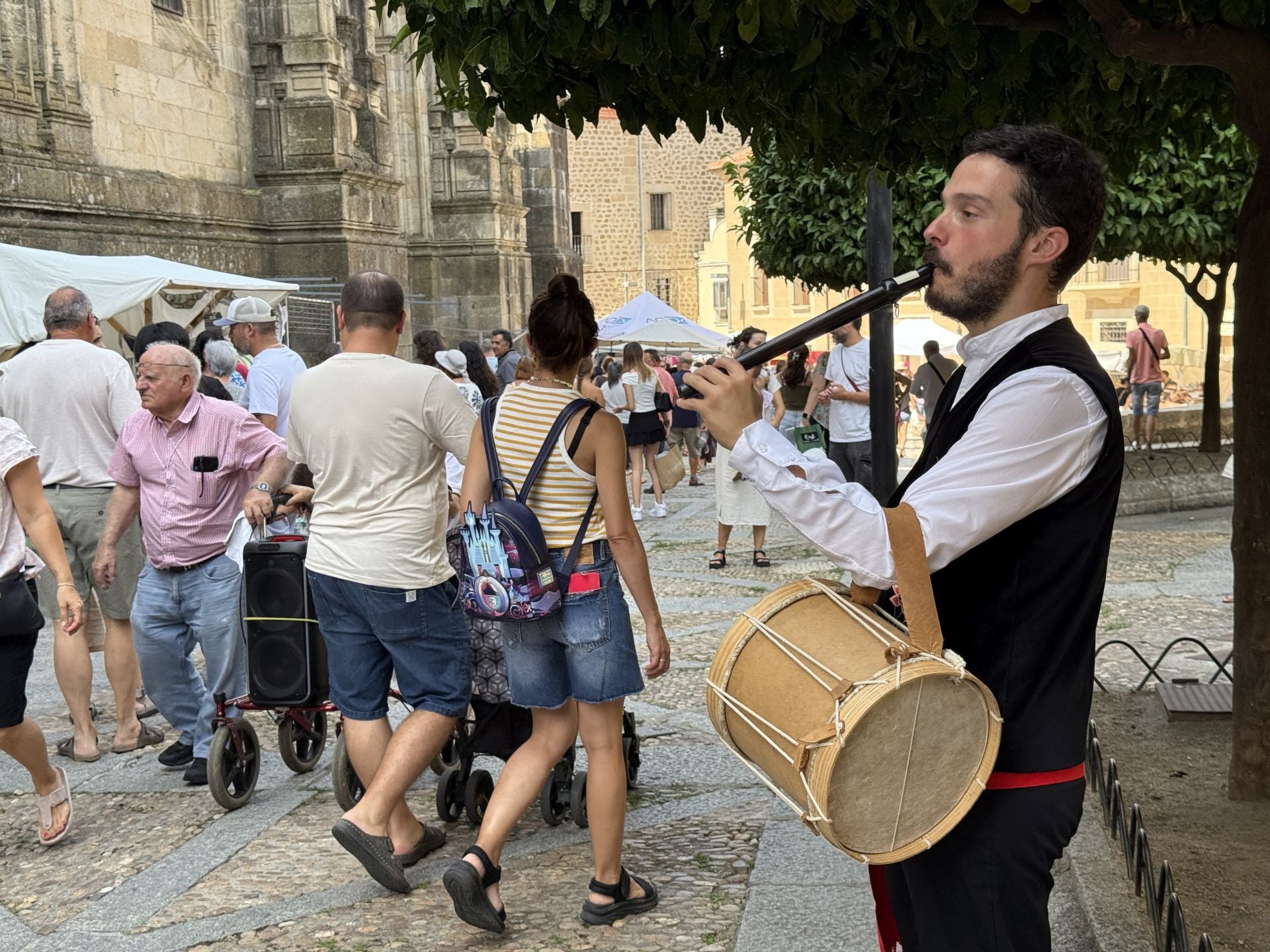 La celebración del Martes Mayor en Plasencia, en imágenes