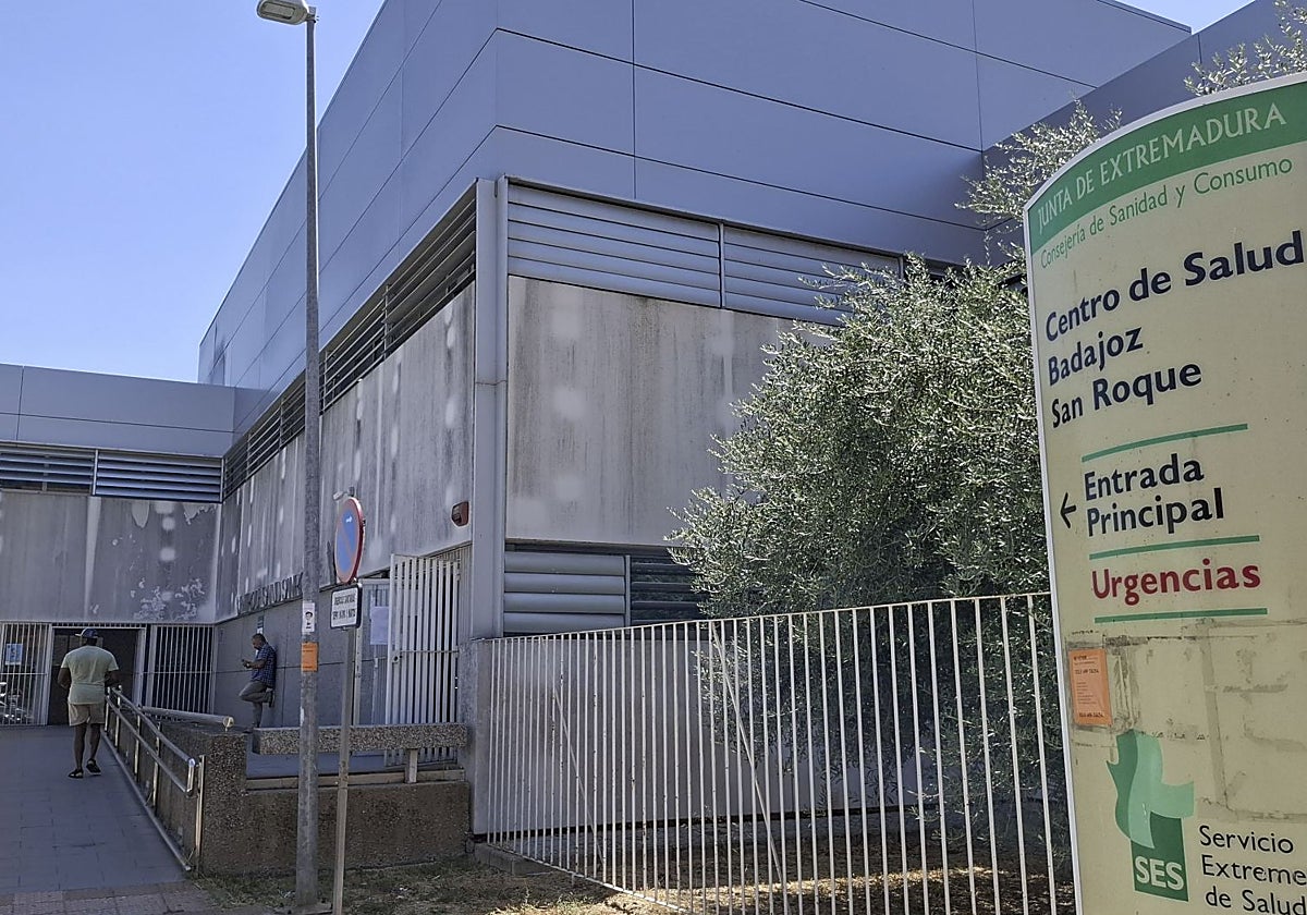 Centro de salud de San Roque, en Badajoz.