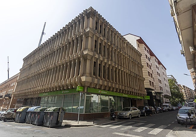 Sede actual de la compañía en la calle Periodista Sánchez Asensio, junto a los Multicines.