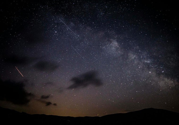Perseidas 2025: cuándo y cómo ver la lluvia de estrellas más esperada del año