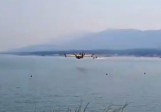 Restricciones en el embalse de Gabriel y Galán por las labores de extinción del incendio de Jarilla