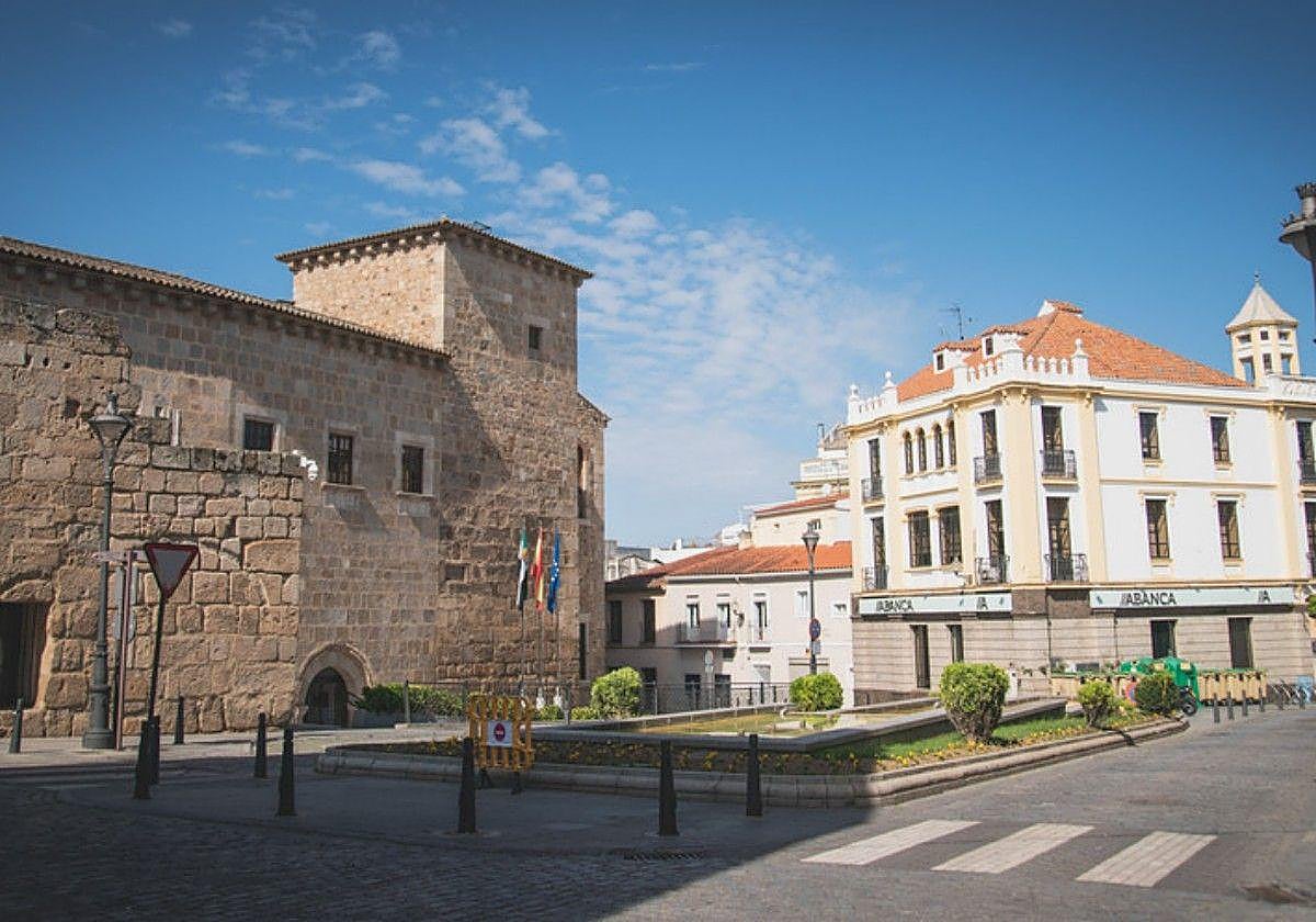 Cruce de la calle Romero Leal y Plaza del Rastro.
