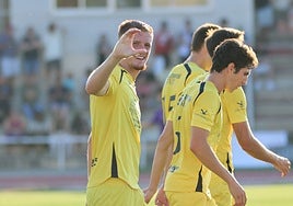 Jugadores del Mérida celebrando un gol.