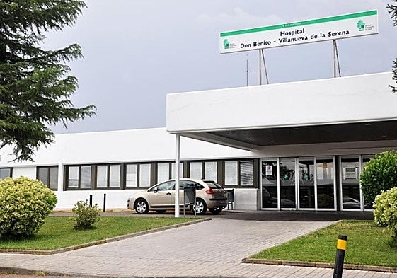 Un hombre de 37 años resulta herido en una salida de vía cerca de Mengabril