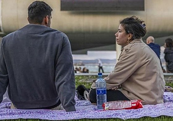 Al caer la noche será necesario abrigarse.