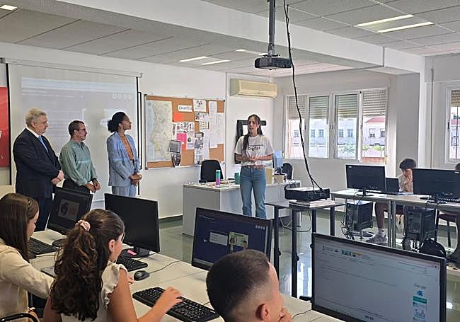 Los niños aprenden a utilizar de forma segura las nuevas tecnologías.