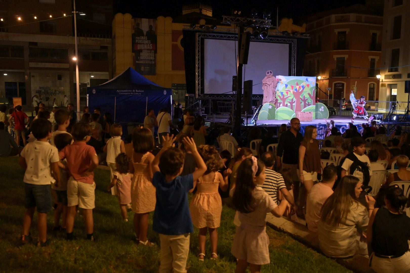 Fotos | Badajoz vibra con la Noche en Blanco