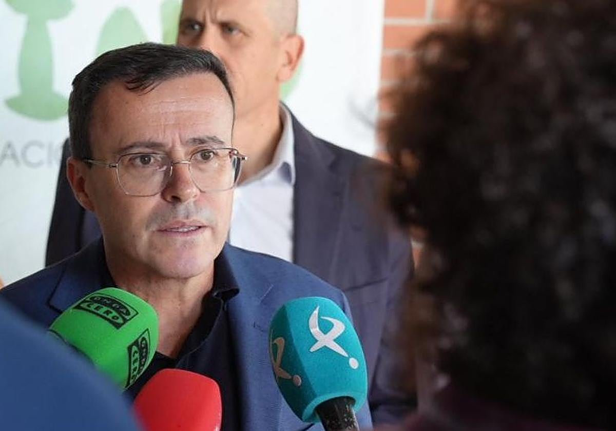 Gallardo ve inaudita «la situación del transporte escolar»