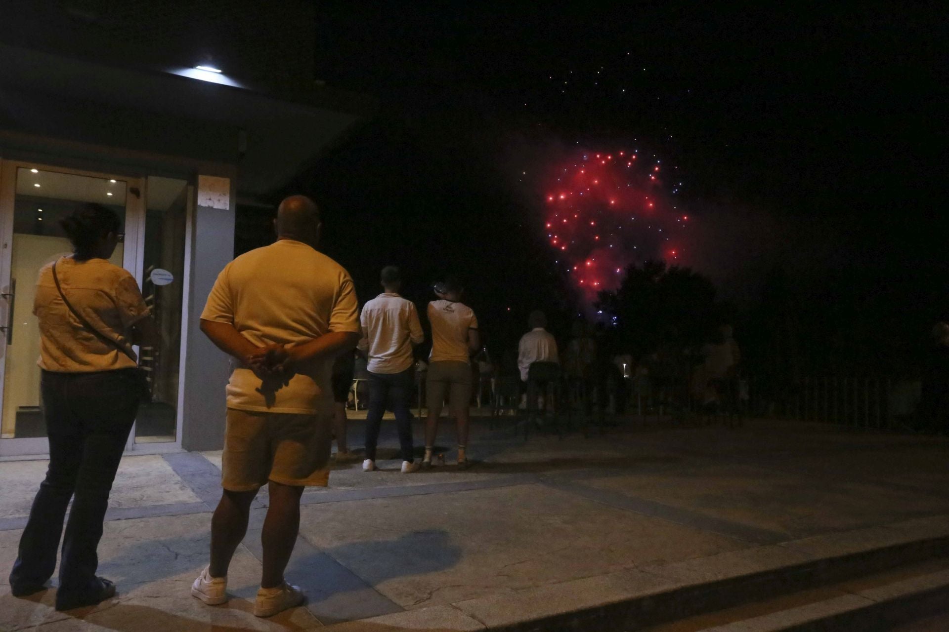 Fuegos artificiales para despedir la Feria de Mérida