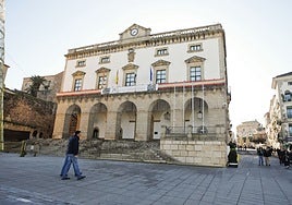 El contrato cubre durante cuatro años todos los organismos municipales.