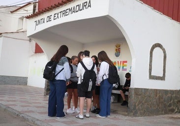«¿Dejamos de trabajar para llevar a nuestros hijos a clase?»