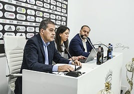 Celebración de la última junta de accionistas del Badajoz en octubre de 2024.