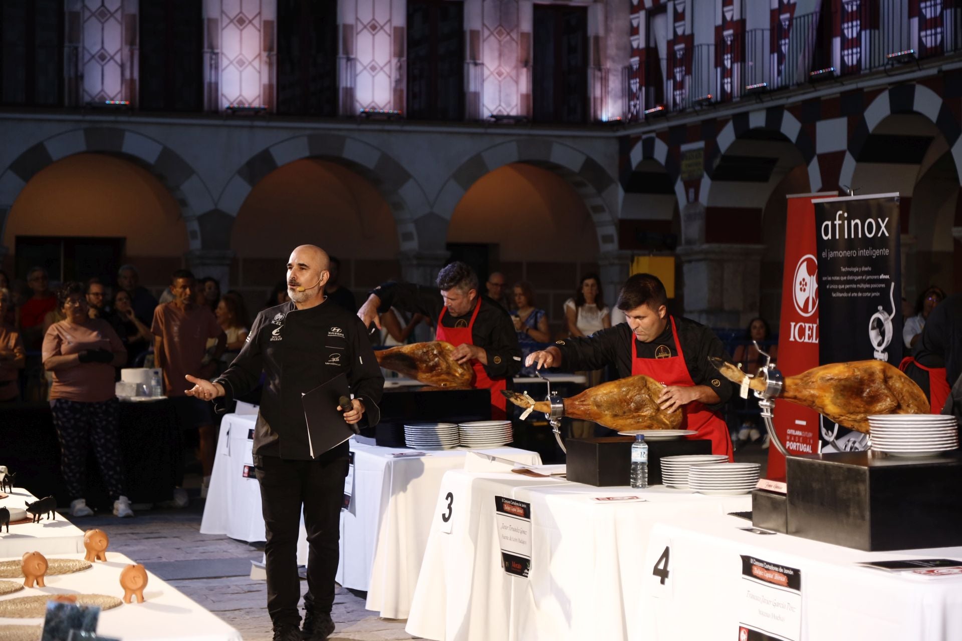 El concurso de cortadores de Badajoz, en imágenes