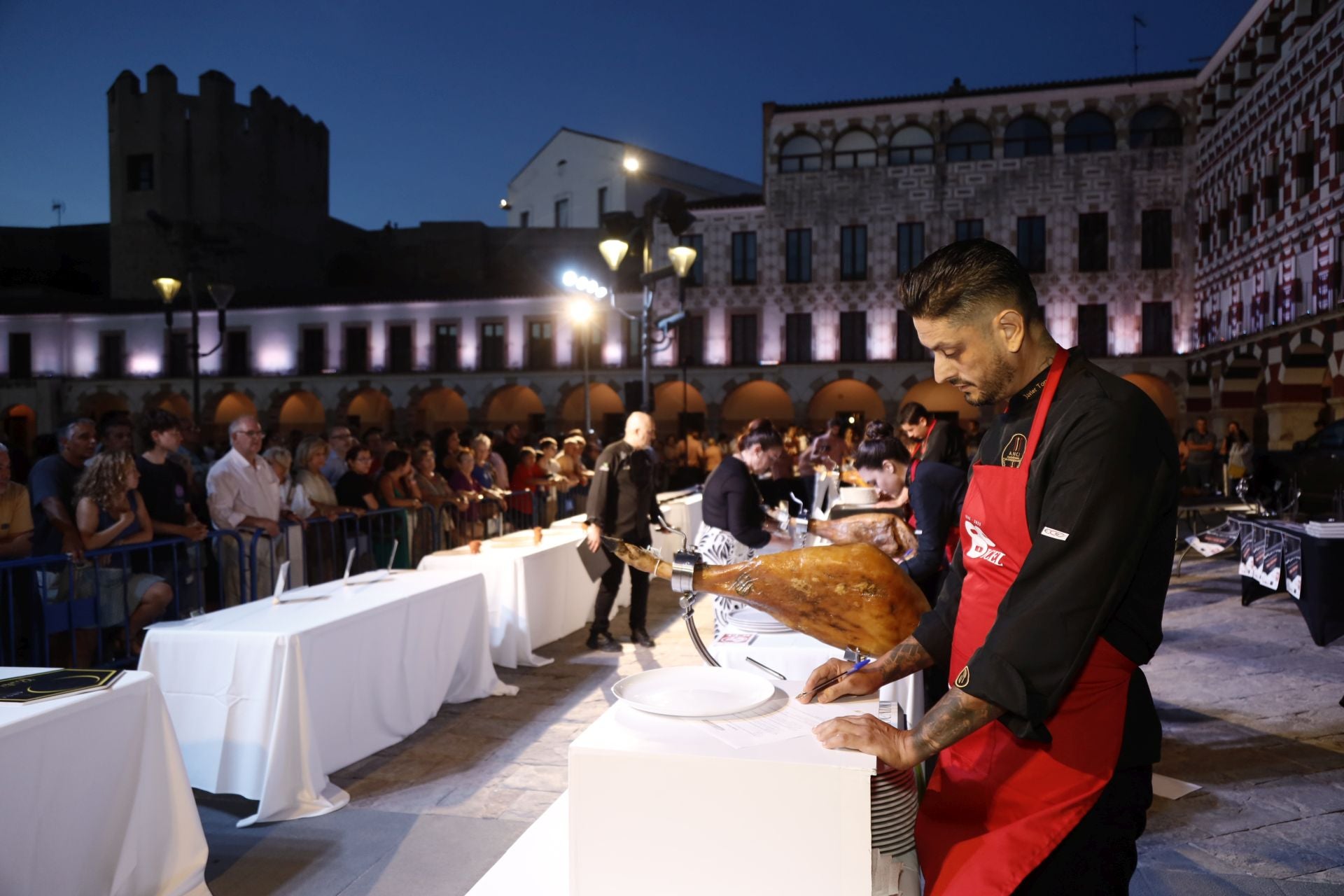 El concurso de cortadores de Badajoz, en imágenes