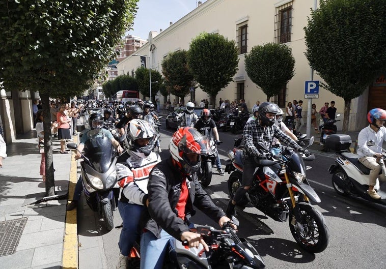 Homenaje motero en Badajoz a Marcos, el joven fallecido en accidente