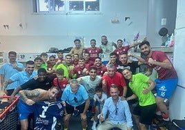 El Jaraíz celebra su segunda victoria en su segundo partido.