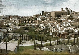 Recreación del futuro Museo del Madruelo de Cáceres y, a la izquierda, una parte de la pasarela peatonal que conectará el parking que se hará en el antiguo solar de Iberdrola con el centro expositivo y la calle Tenerías.