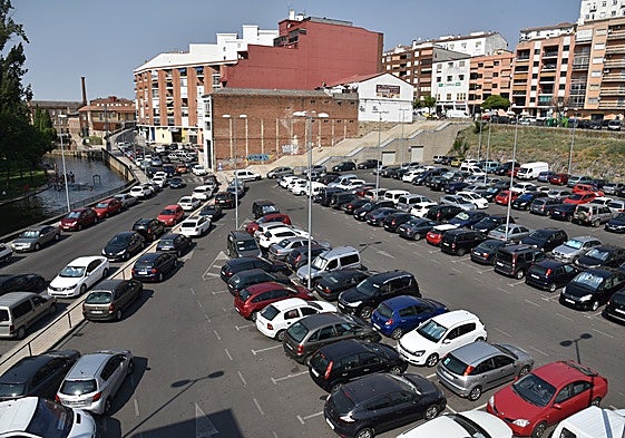 El proyecto de ampliación permanece en el dique seco a la espera de nuevas ayudas.