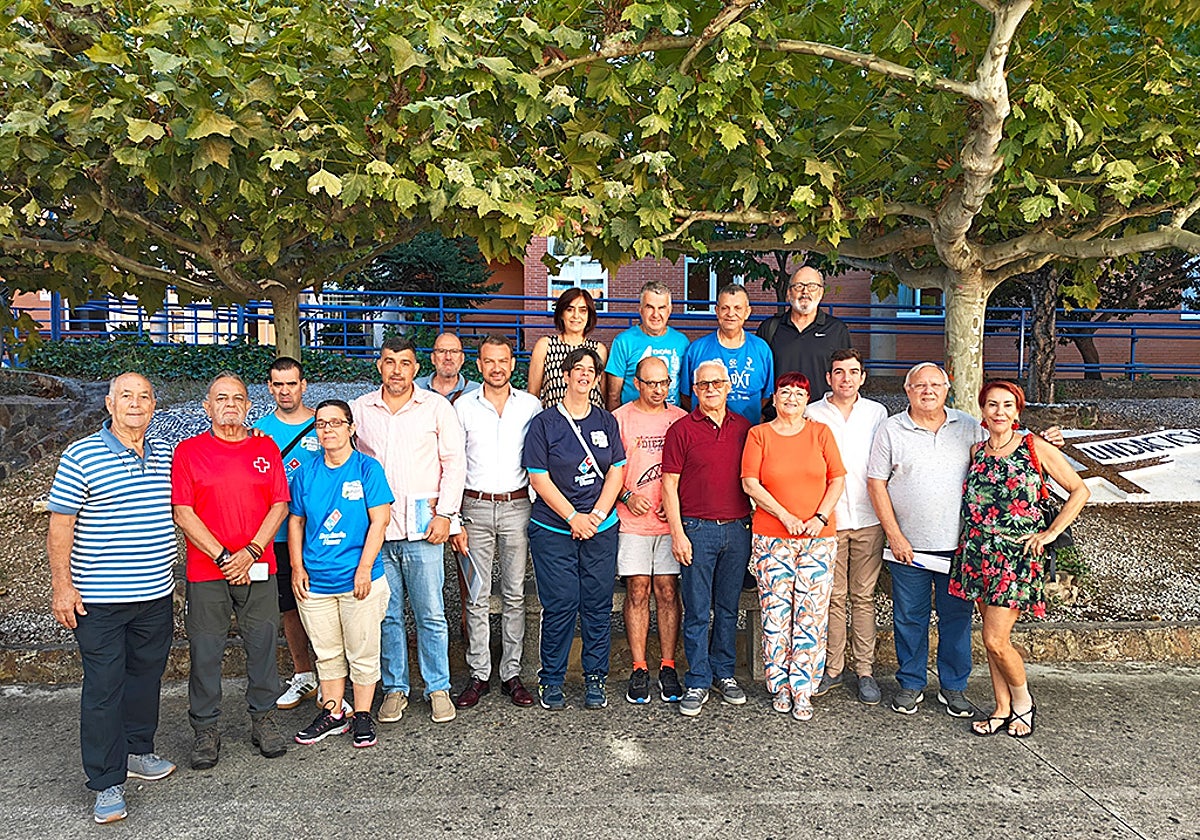 Presentación de la Marcha Andando de Placeat, en la sede de la asociación en Plasencia.