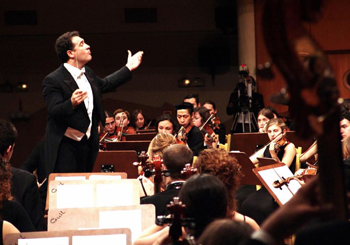 Antonio Moya Tudela, director de orquesta y catedrático de Concertación de Ópera Española, que aspira al puesto en Badajoz junto a otras 15 personas.