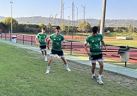 Marchena, en el centro (con el 14), durante un entrenamiento de pretemporada en El Cuartillo.