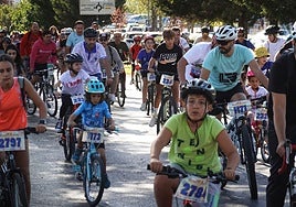 Pacenses participan en el Día de la Bicicleta.