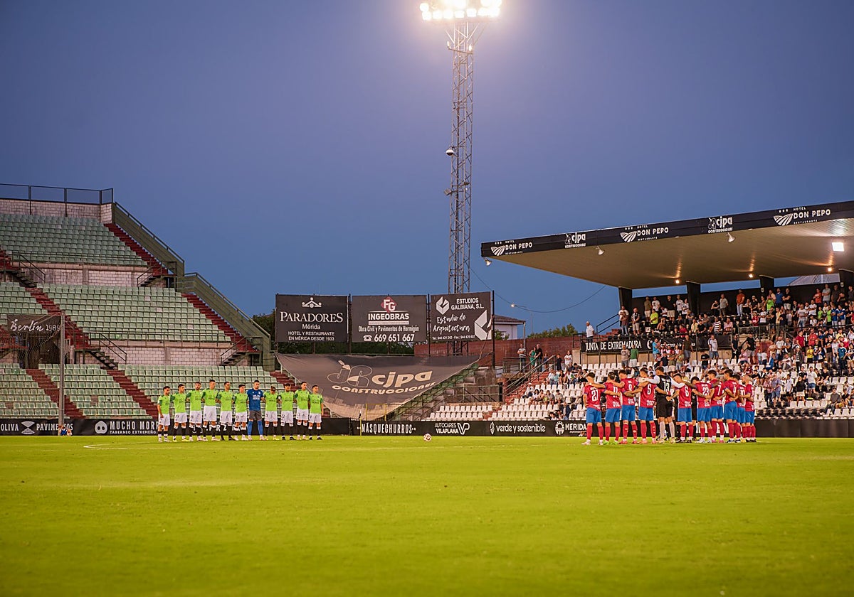 Estadio Romano antes del Mérida-Algeciras del curso pasado.