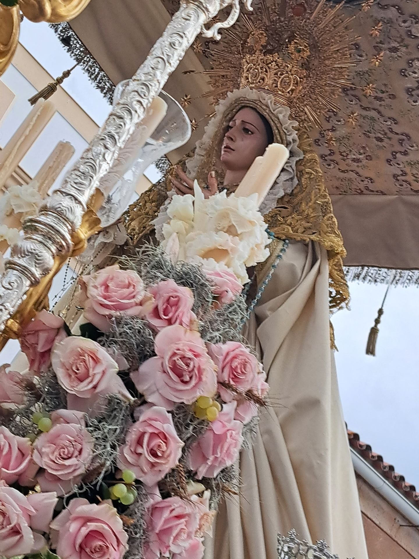 Jerez y la cofradía del Santísimo vibran con la Virgen de la Paz en su histórica procesión extraordinaria