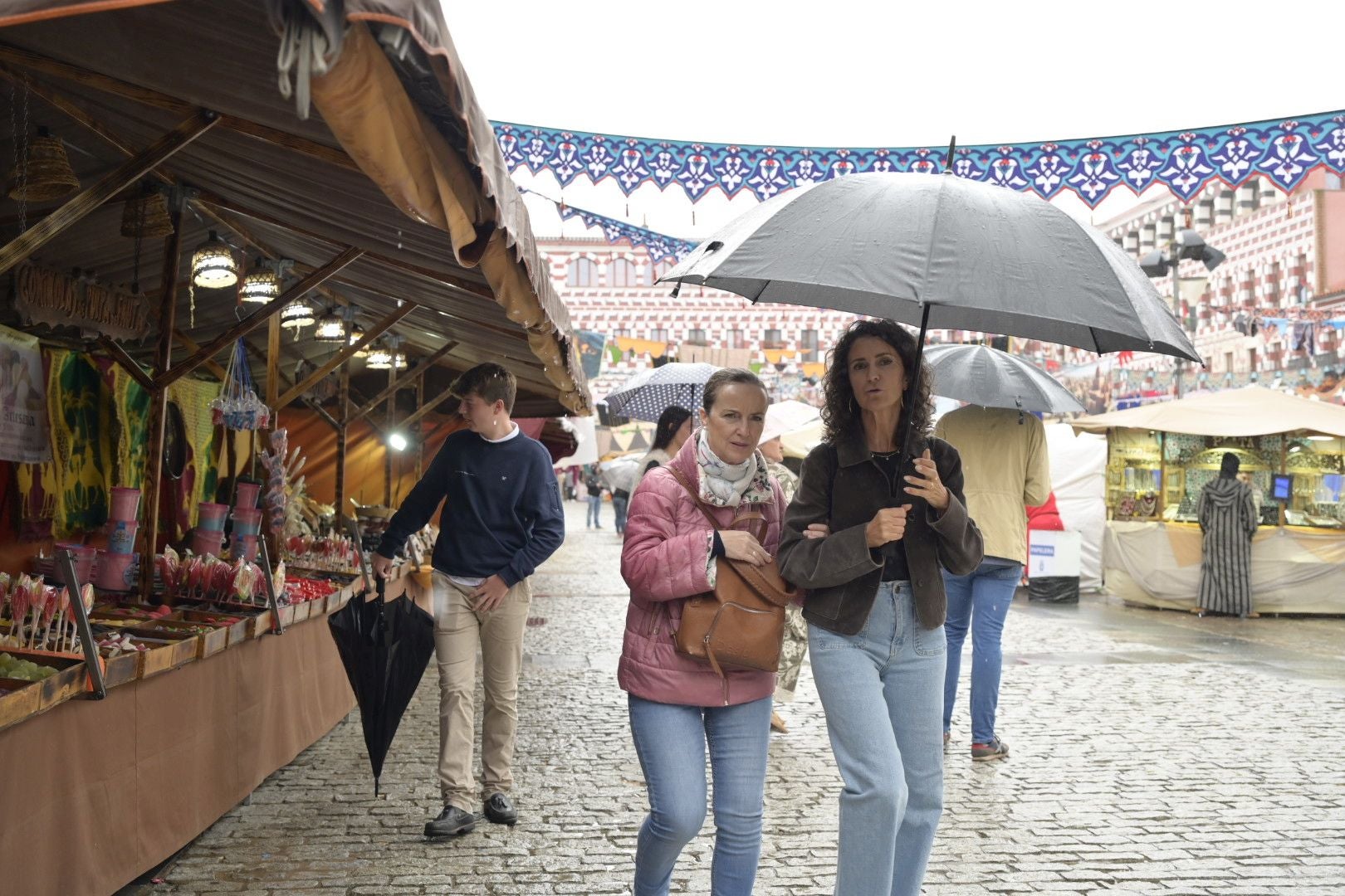 Domingo triste en Al-Mossassa, una fiesta pasada por agua