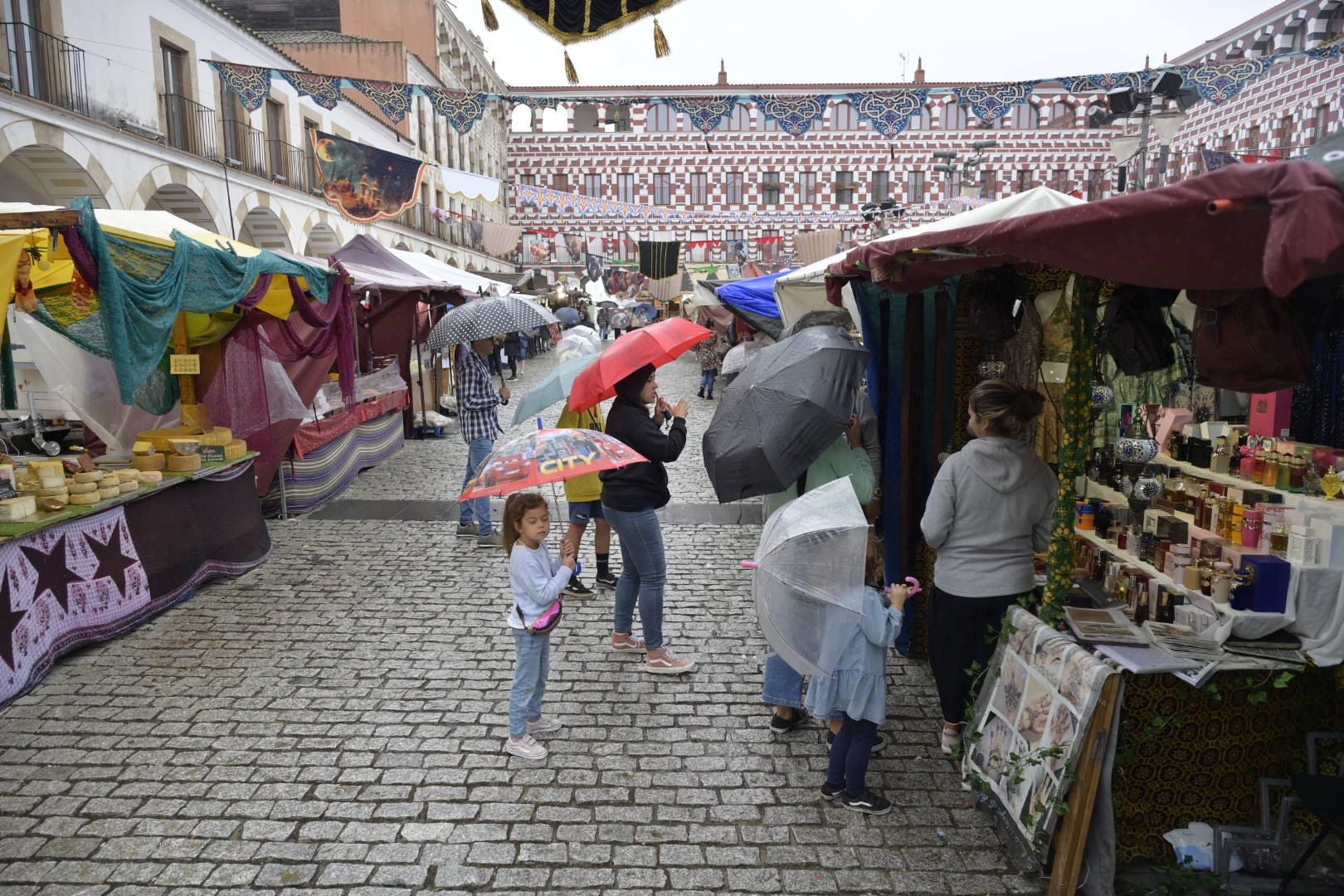 Domingo triste en Al-Mossassa, una fiesta pasada por agua