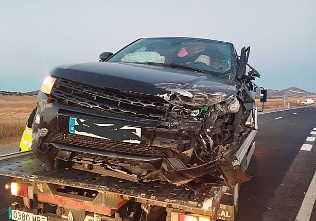 El otro turismo implicado en la colisión es un Ranger Rover Evoque.